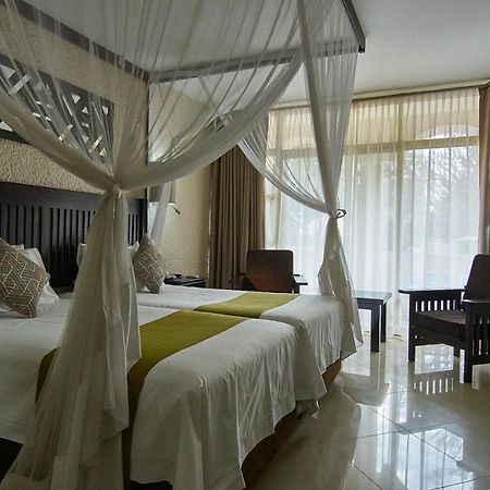 Victoria Falls Rainbow Hotel Eksteriør billede