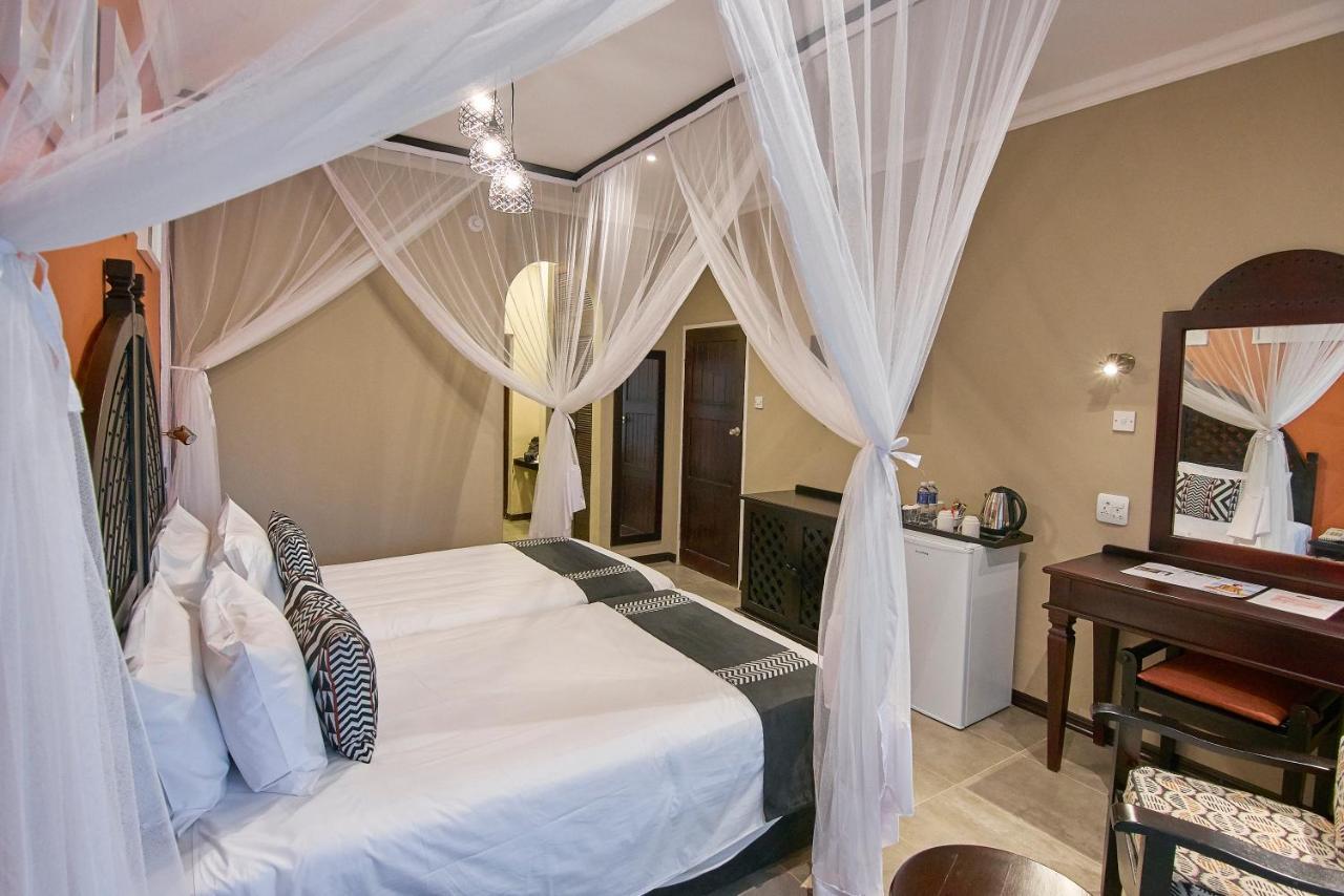Victoria Falls Rainbow Hotel Eksteriør billede